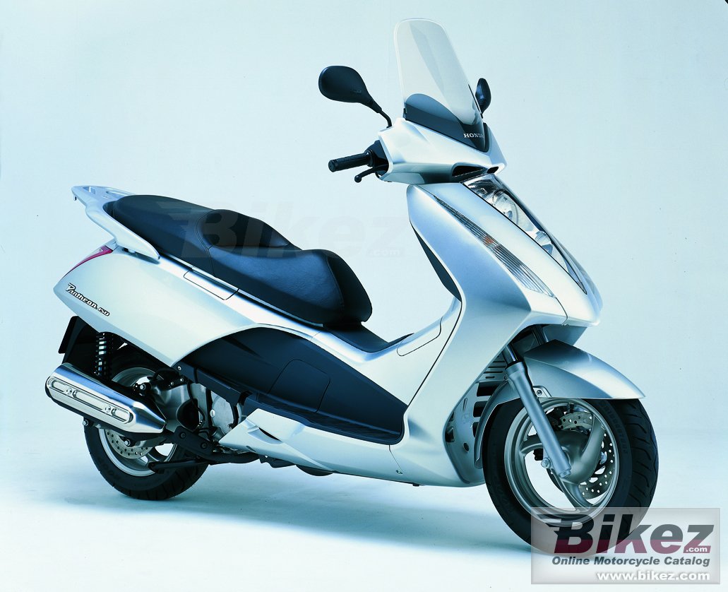 Big Honda pantheon 150 picture and wallpaper from Bikez.com